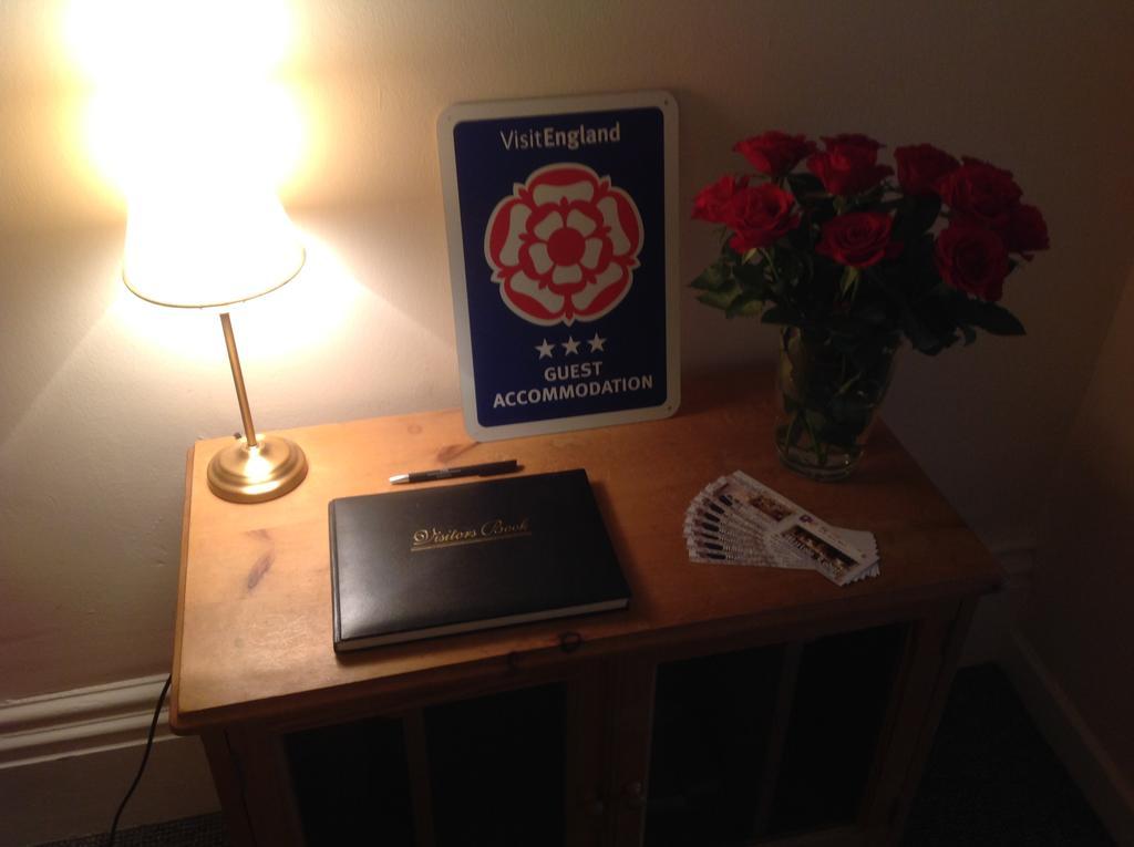 Marlow Lodge Blackpool Buitenkant foto